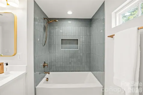 417 Regency Drive Charlotte NC 28211