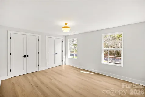 417 Regency Drive Charlotte NC 28211