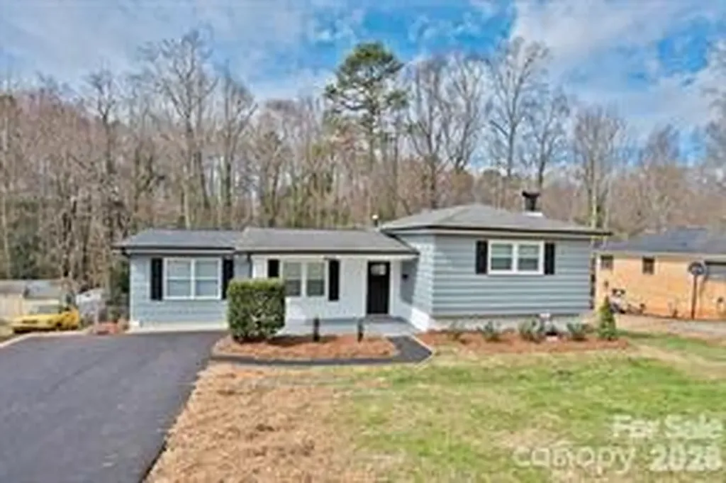 1404 Nottingham Road Kannapolis NC 28081