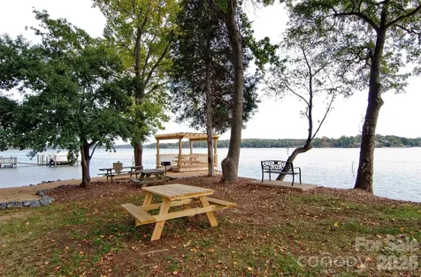 31 Fairway Ridge Lake Wylie SC 29710