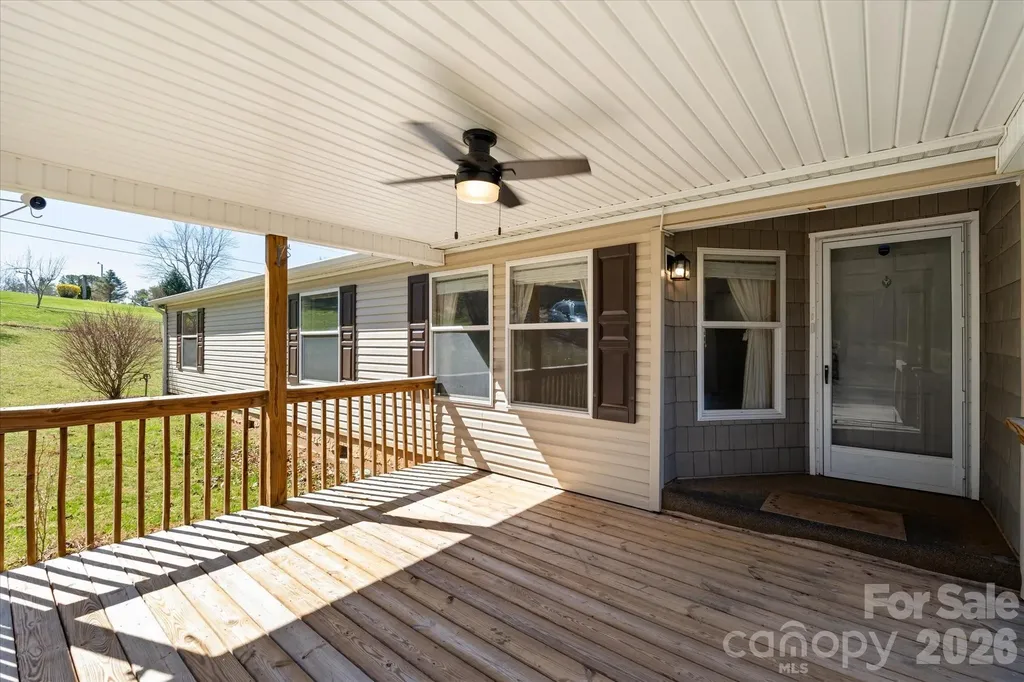 18 Ford Valley Road Weaverville NC 28787