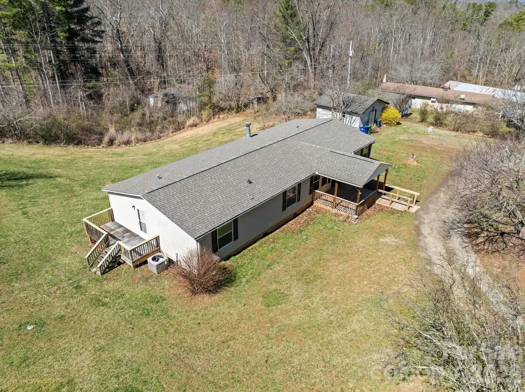 18 Ford Valley Road Weaverville NC 28787