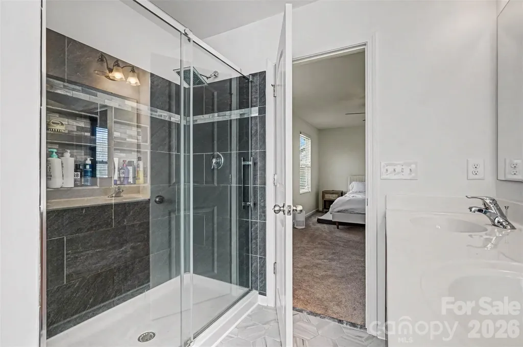 2419 Impatien Drive Charlotte NC 28215