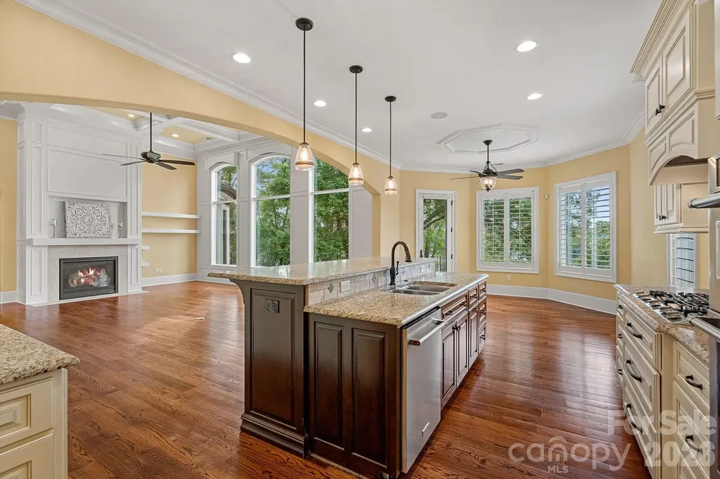 3225 Lake Pointe Drive Belmont NC 28012