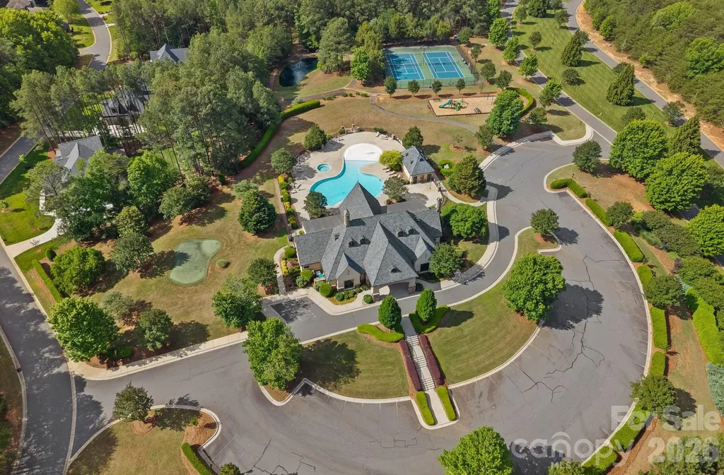 3225 Lake Pointe Drive Belmont NC 28012