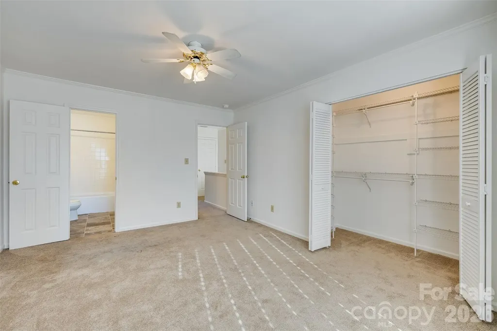 11020 Carmel Crossing Road Charlotte NC 28226