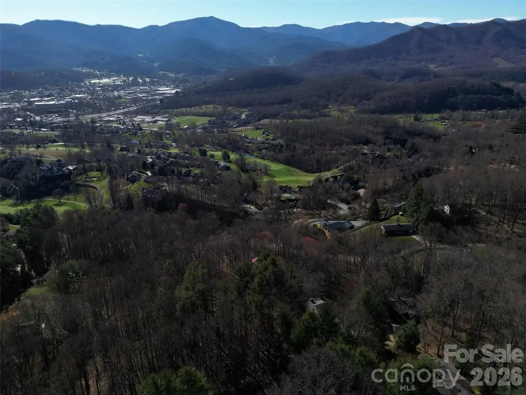 1165 Scenic Circle Waynesville NC 28786