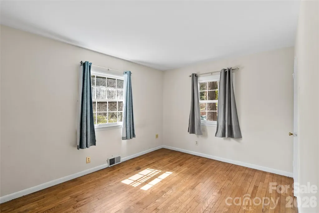 1 Clearbrook Road Asheville NC 28805