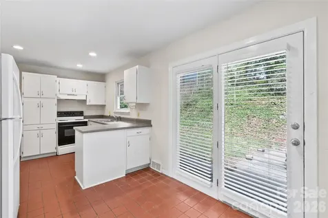 1 Clearbrook Road Asheville NC 28805