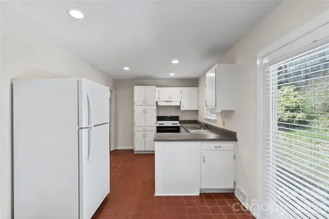 1 Clearbrook Road Asheville NC 28805