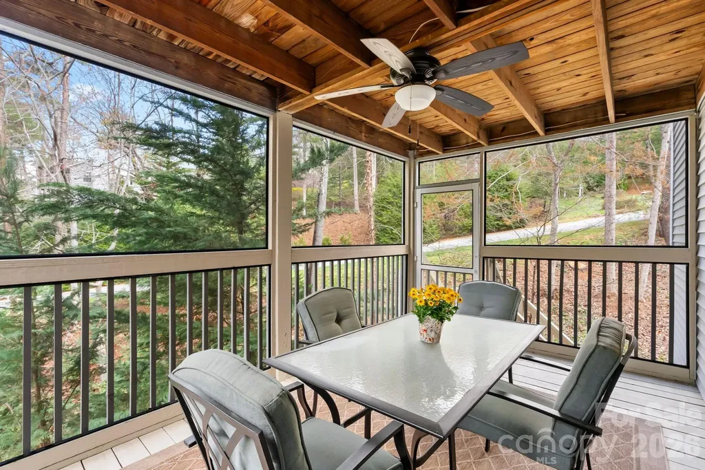 100 Thistle Knoll Court Asheville NC 28803