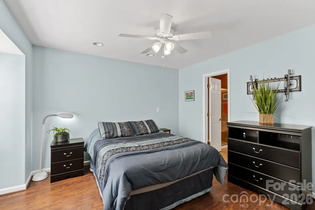 100 Thistle Knoll Court Asheville NC 28803