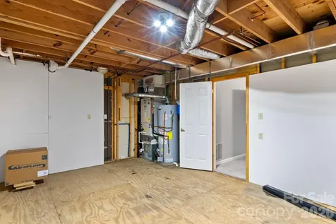 100 Thistle Knoll Court Asheville NC 28803