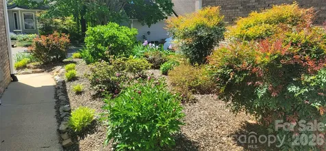 100 Thistle Knoll Court Asheville NC 28803