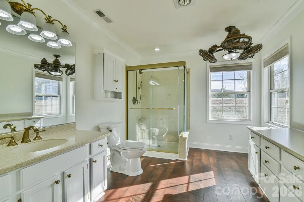 4 Heather Way Candler NC 28715