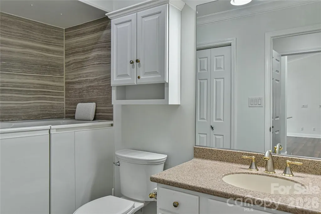 4 Heather Way Candler NC 28715
