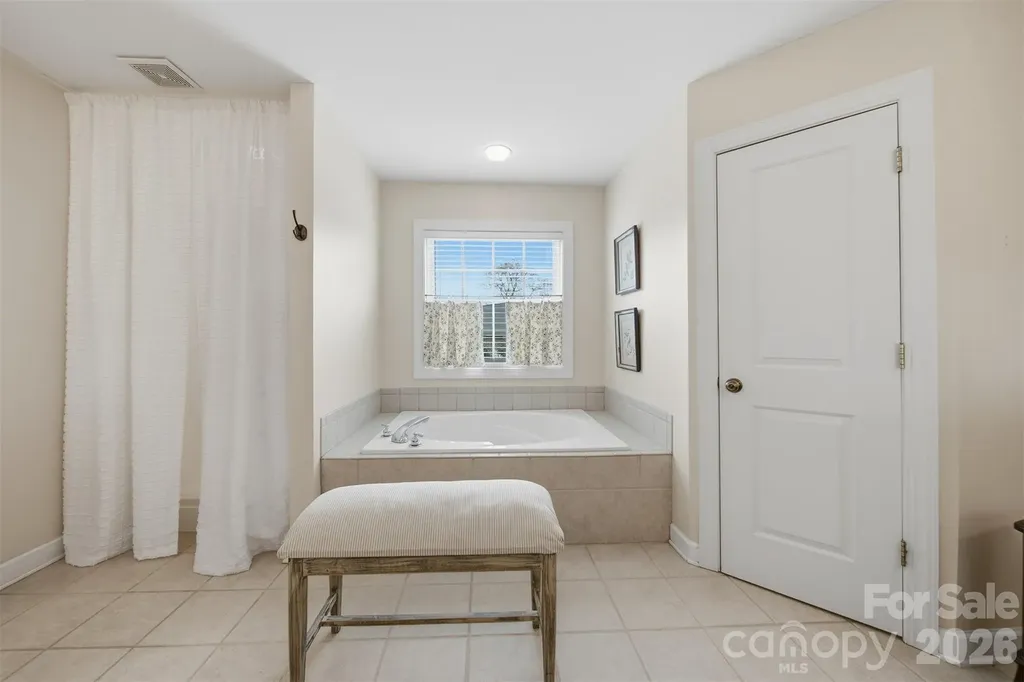 2716 Charleston Court Claremont NC 28610