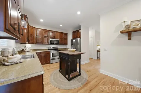 2716 Charleston Court Claremont NC 28610