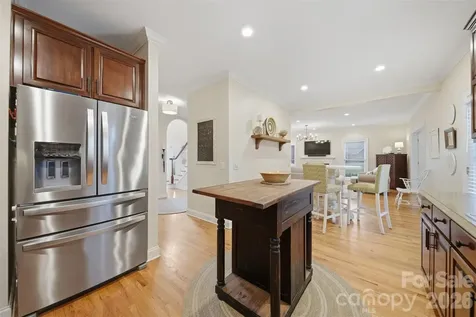 2716 Charleston Court Claremont NC 28610