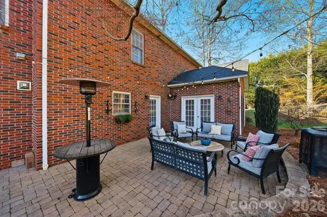 2716 Charleston Court Claremont NC 28610