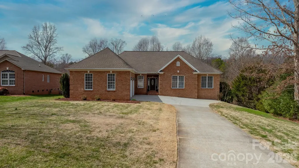 215 Browning Drive Taylorsville NC 28681
