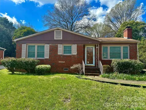 1435 Dean Street Charlotte NC 28216