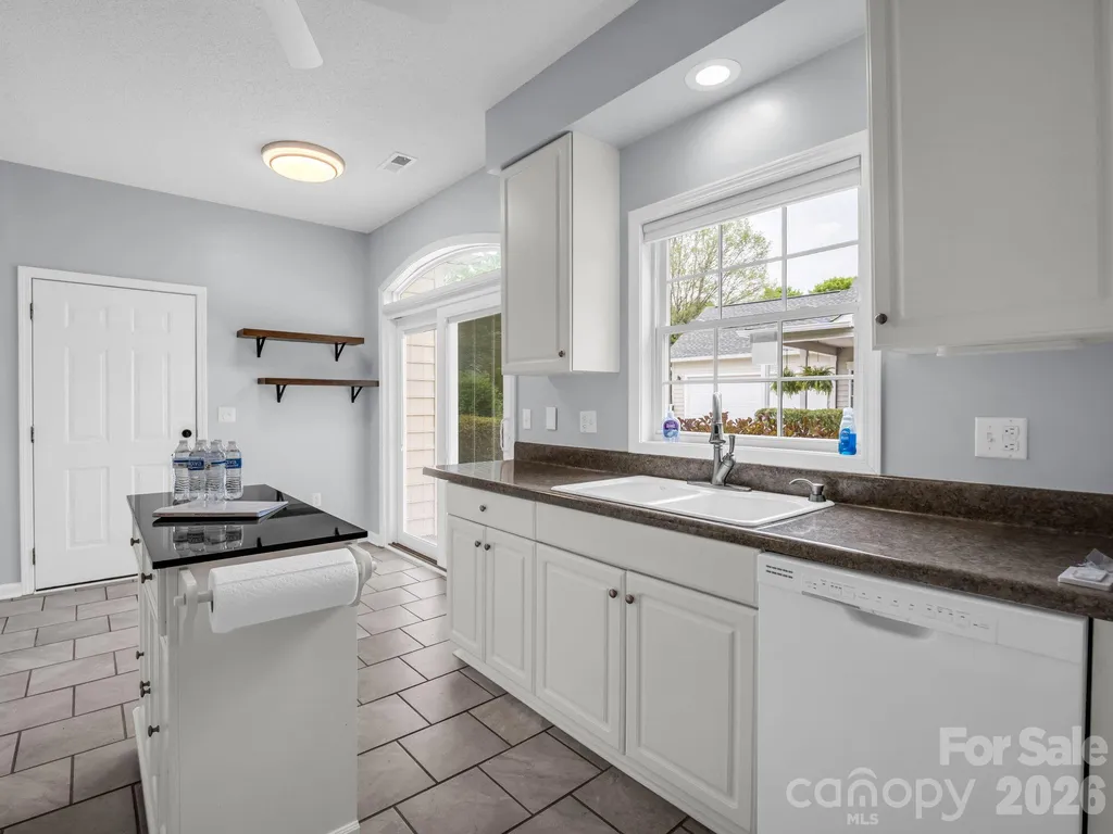 276 Cambridge Drive Brevard NC 28712
