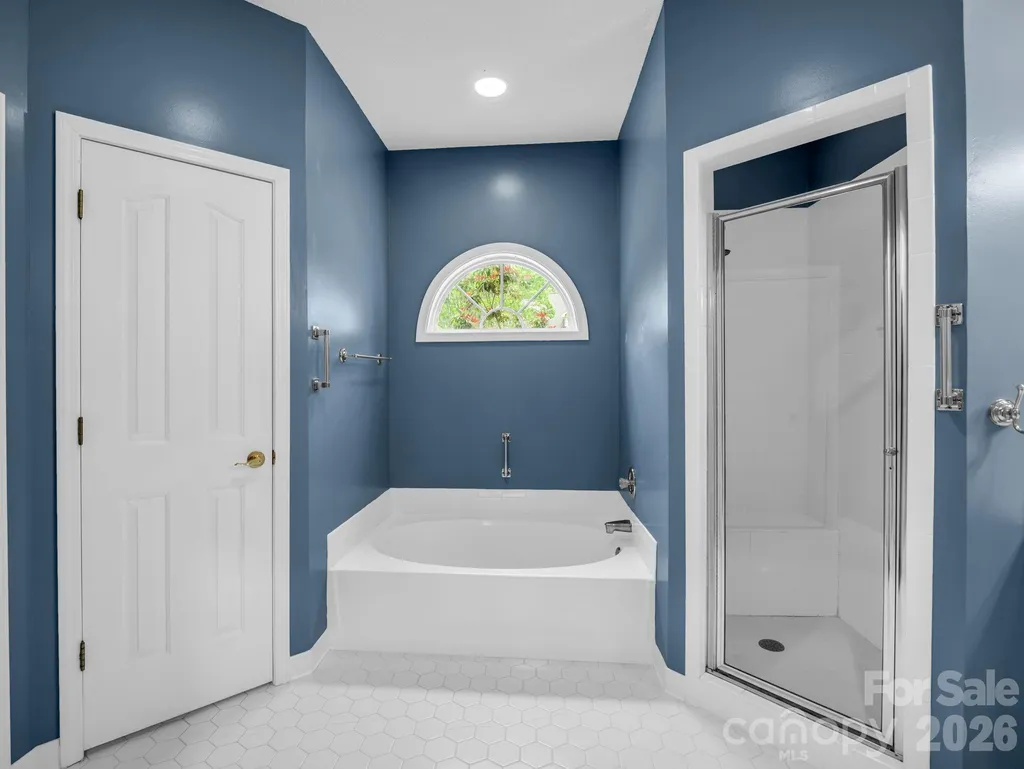 276 Cambridge Drive Brevard NC 28712