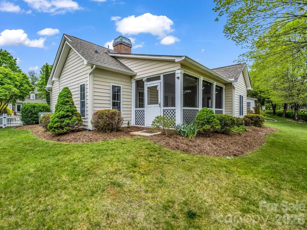 276 Cambridge Drive Brevard NC 28712