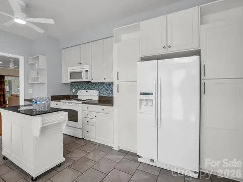 276 Cambridge Drive Brevard NC 28712