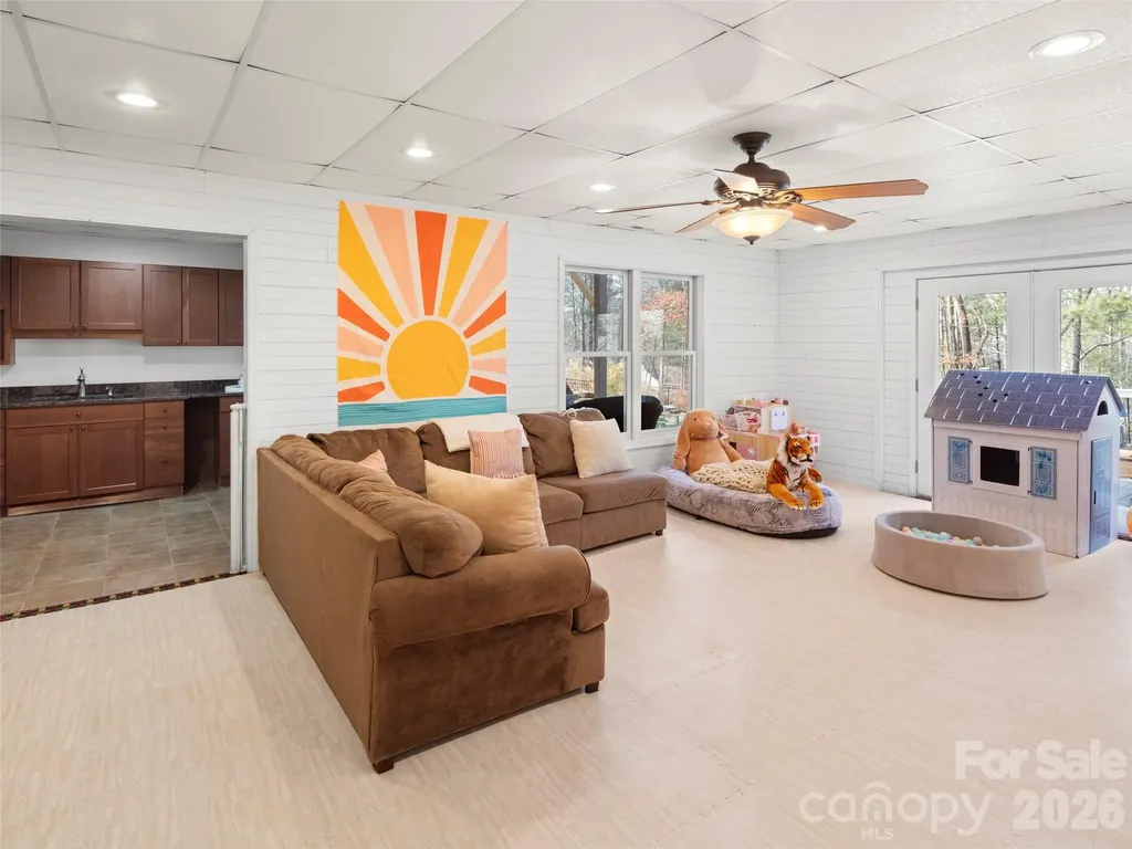 10 Dunnwoody Court Arden NC 28704
