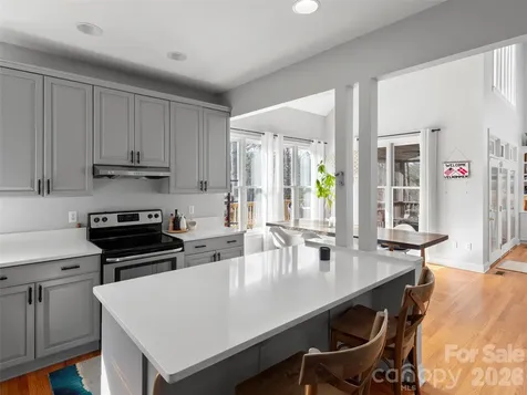 10 Dunnwoody Court Arden NC 28704