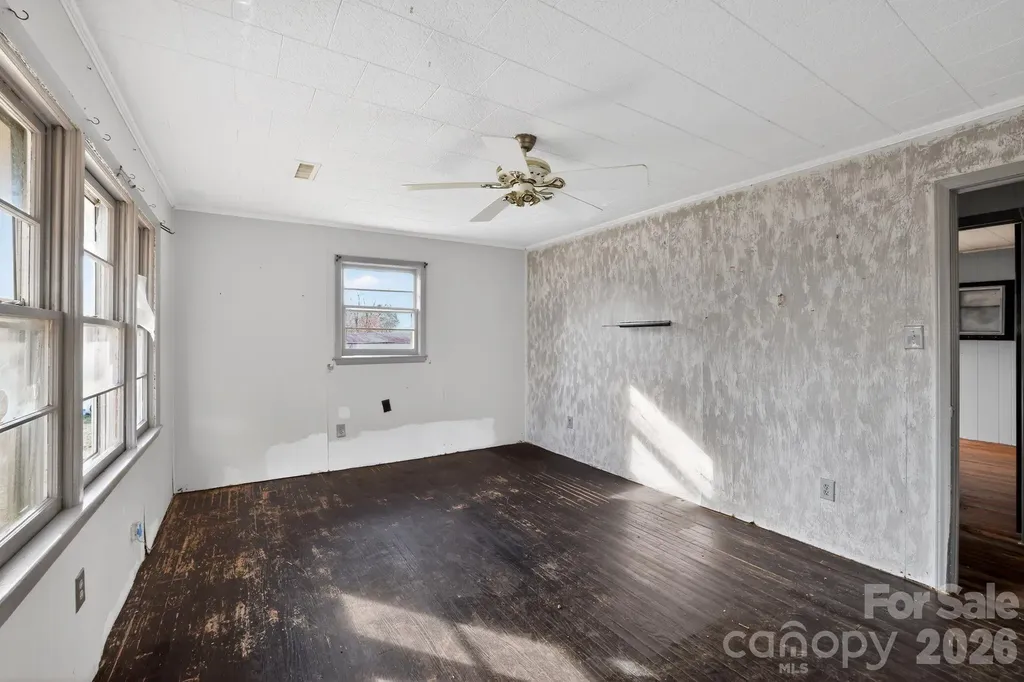 167 Short Road Ellenboro NC 28040