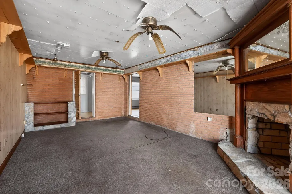 167 Short Road Ellenboro NC 28040