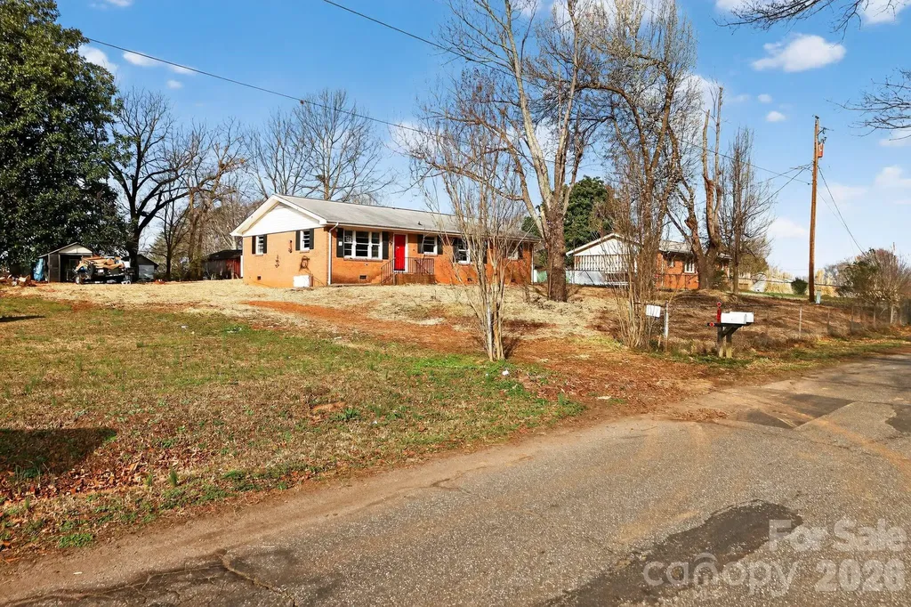 167 Short Road Ellenboro NC 28040