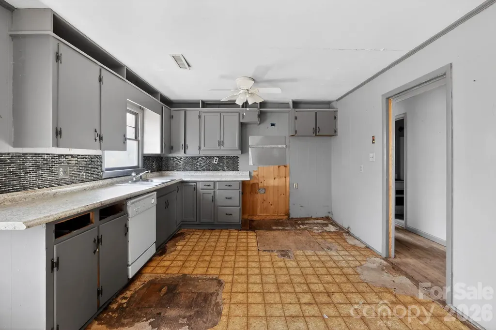 167 Short Road Ellenboro NC 28040