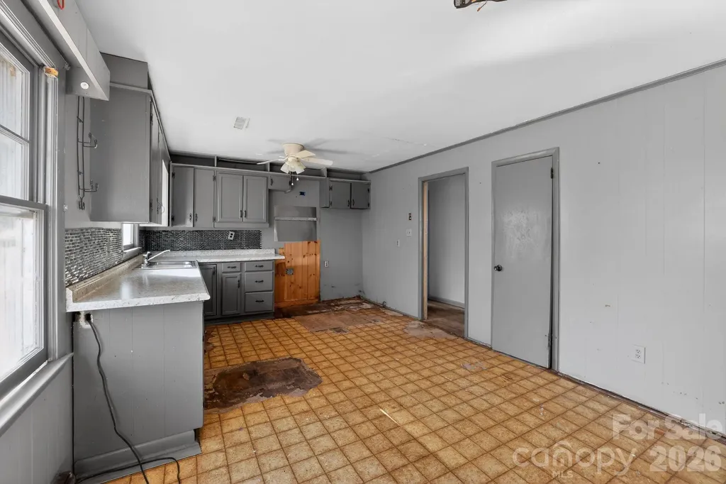 167 Short Road Ellenboro NC 28040