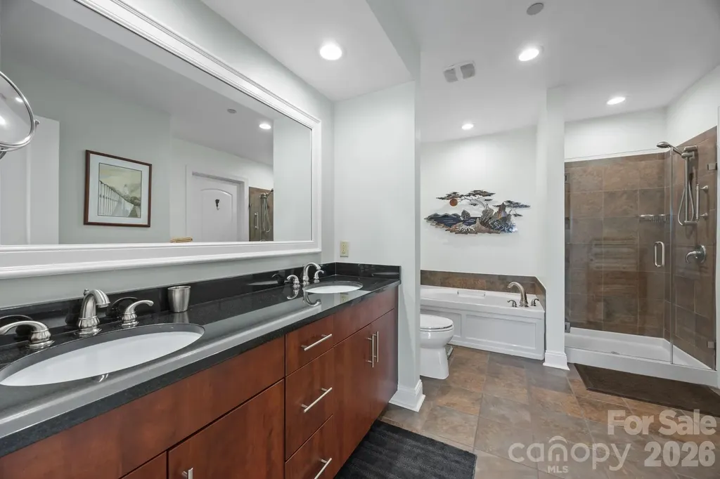 701 Royal Court Charlotte NC 28202