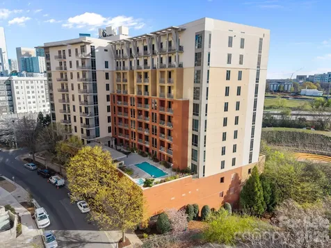 701 Royal Court Charlotte NC 28202