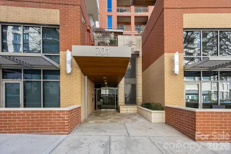 701 Royal Court Charlotte NC 28202