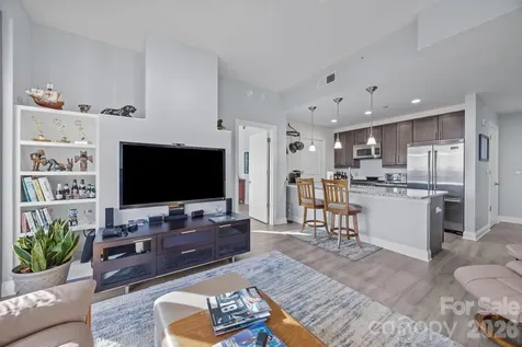 701 Royal Court Charlotte NC 28202