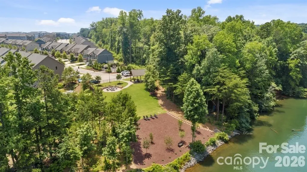 146 Beacon Drive Mooresville NC 28117