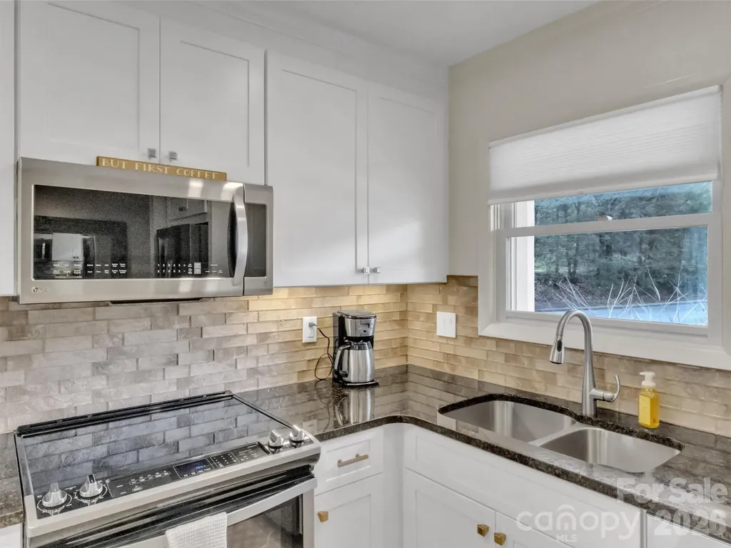 69 Tri Vista Drive Lake Junaluska NC 28745