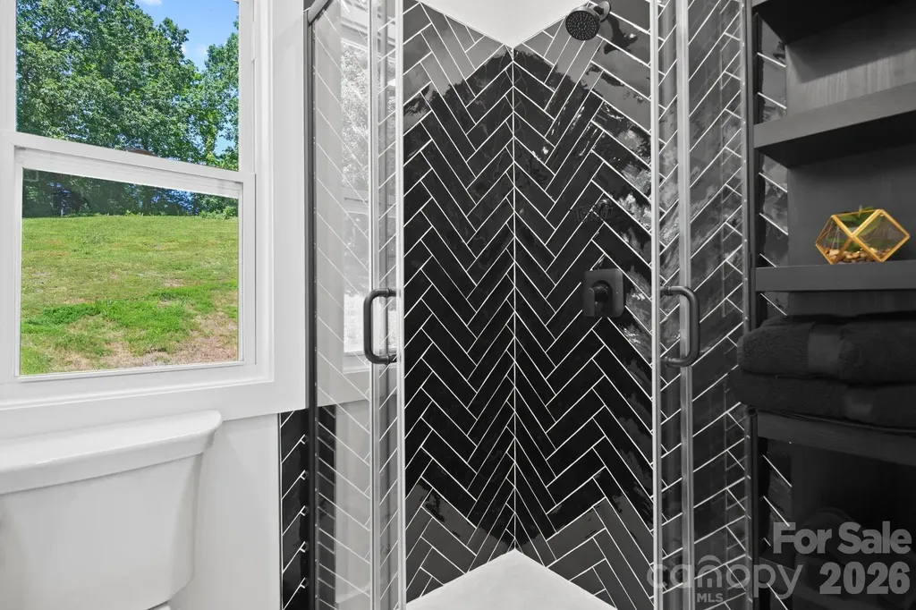 8 & 10 George Allen Ridge Arden NC 28704