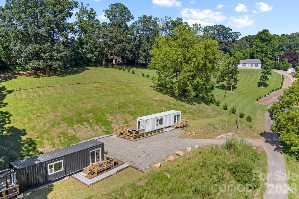 8 & 10 George Allen Ridge Arden NC 28704