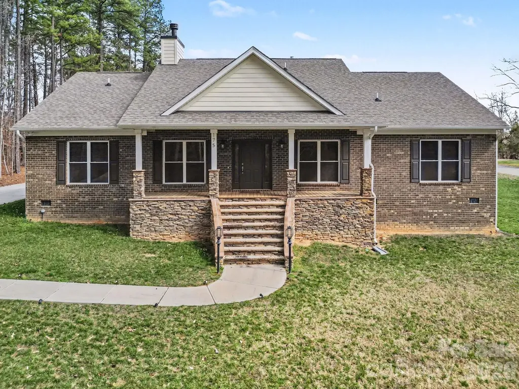 175 Cox Lake Road Stanley NC 28164