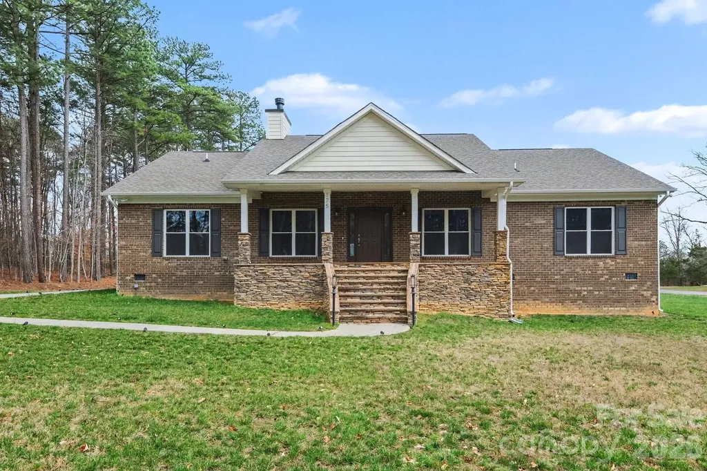175 Cox Lake Road Stanley NC 28164