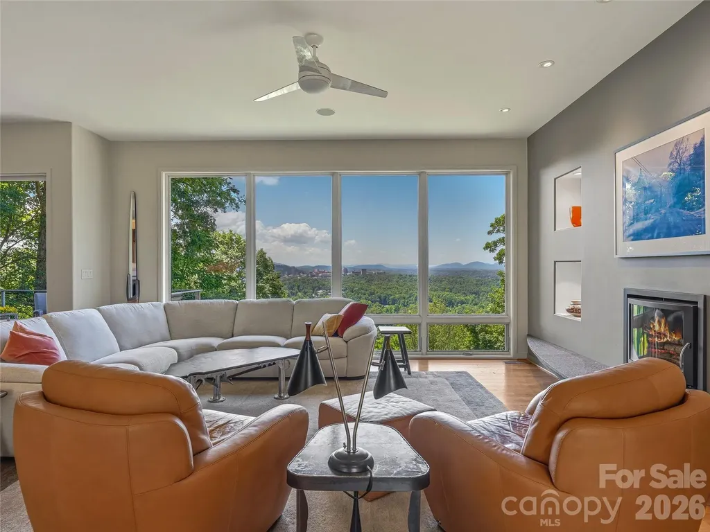 102 Horizon Hill Road Asheville NC 28804