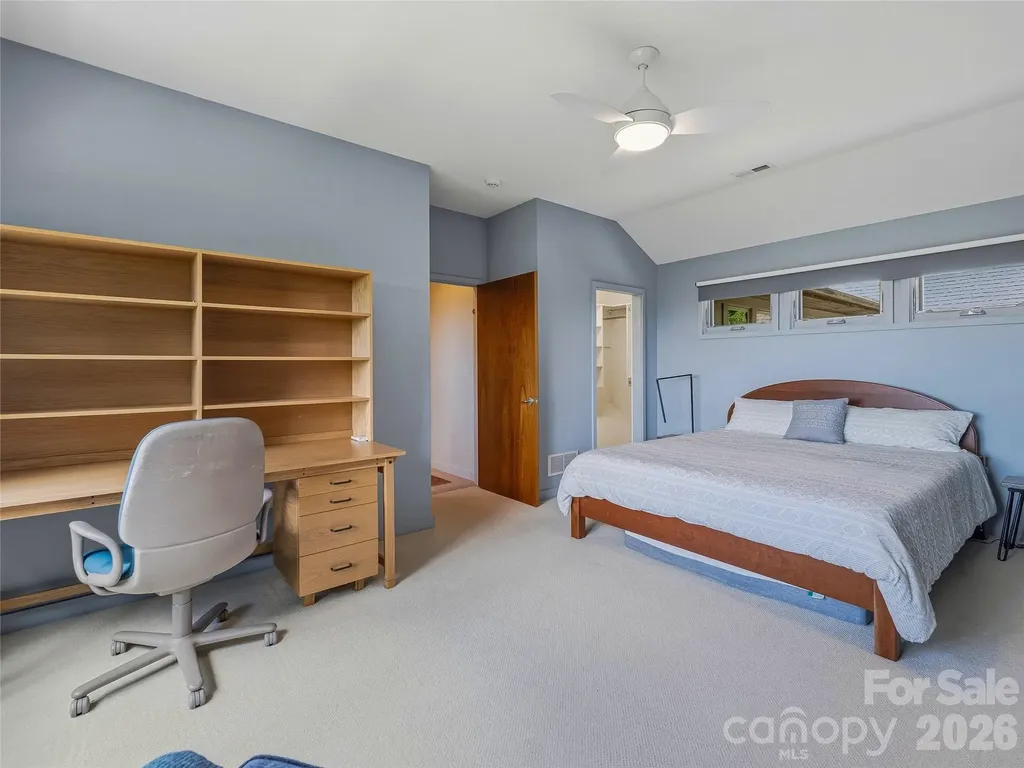 102 Horizon Hill Road Asheville NC 28804