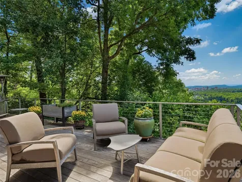 102 Horizon Hill Road Asheville NC 28804
